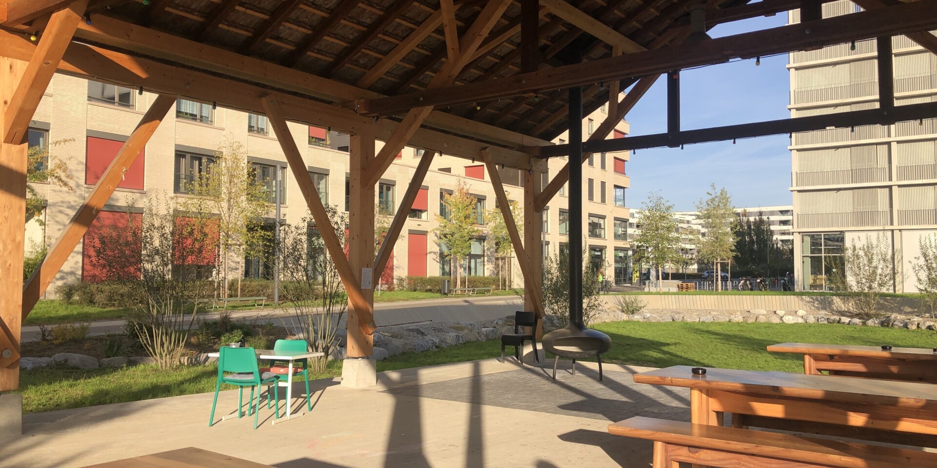https://albprojekte.ch/assets/projekte/igg-amrietpark-führung-geschäftsstelle/_1920x960_crop_center-center_90_none/1873/Gemeinschaftsbereich_amRietpark.jpg